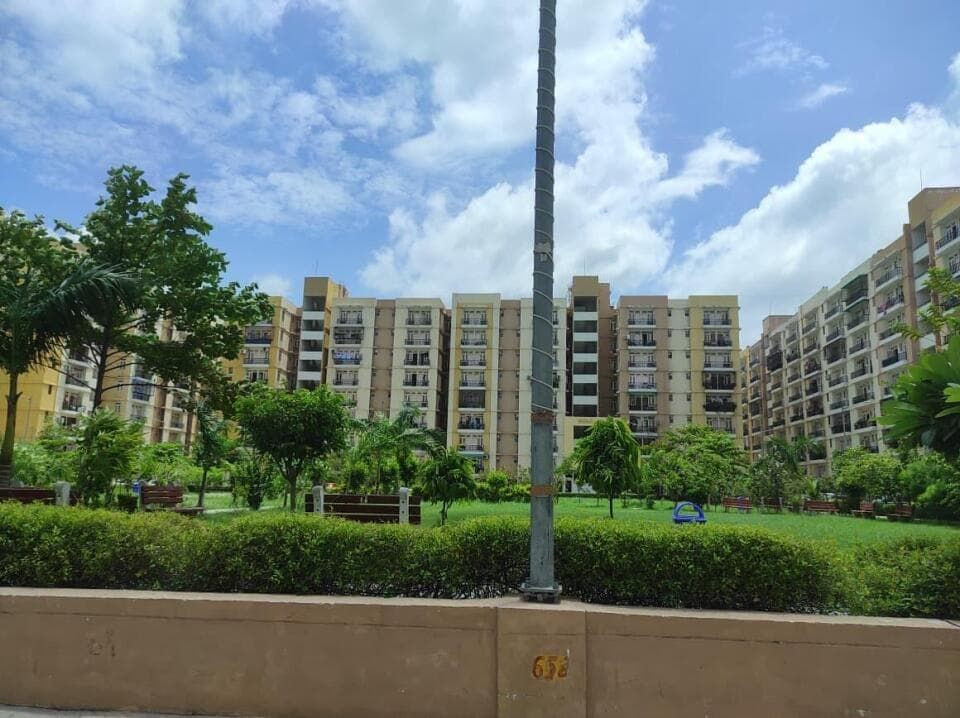 2 BHK Apartment in Vrindavan Yojna, Lucknow — photo 3