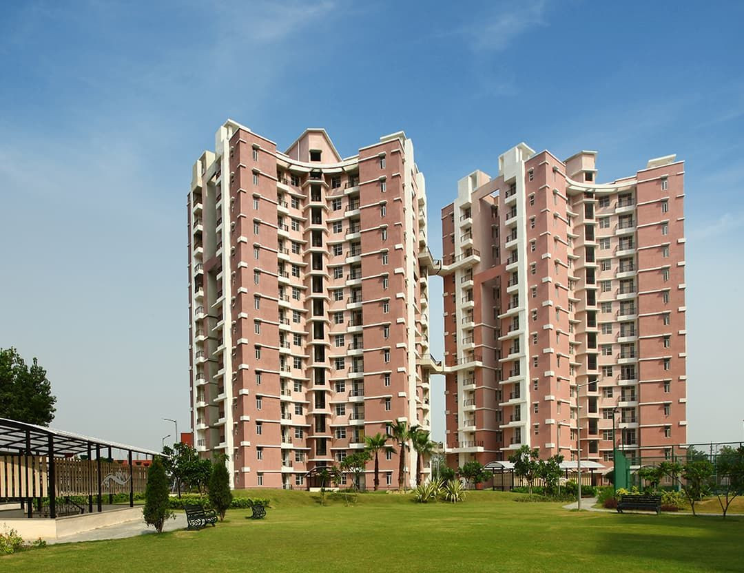 2 BHK Flats in Eldeco Saubhagyam, Vrindavan Yojna Lucknow - Ready to Move, RERA Registered
