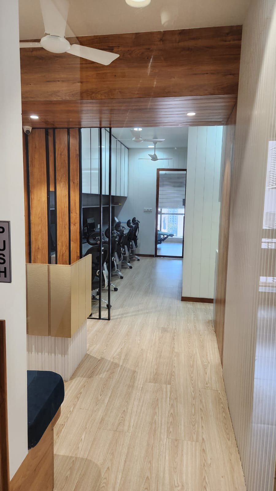 Office in Satellite, Ahmedabad — photo 10