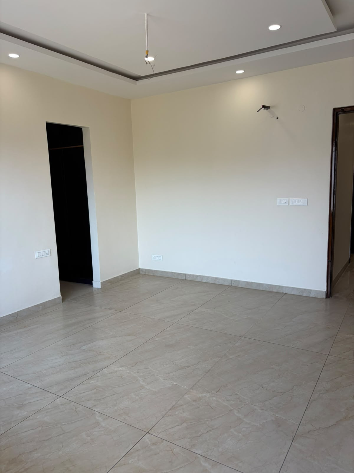 4 BHK Apartment in New Chandigarh, Chandigarh — photo 2