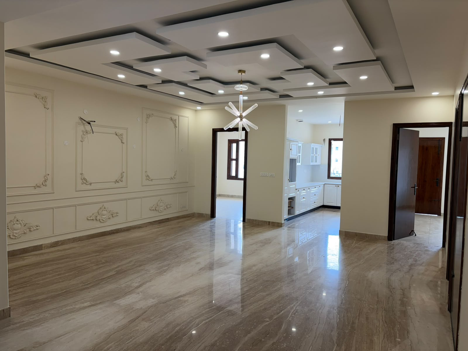 4 BHK Floor made on 400 Sq.yd. Plot at Manohar Infrastructure, New Chandigarh, Ready Possession, Excellent Construction , North Facing