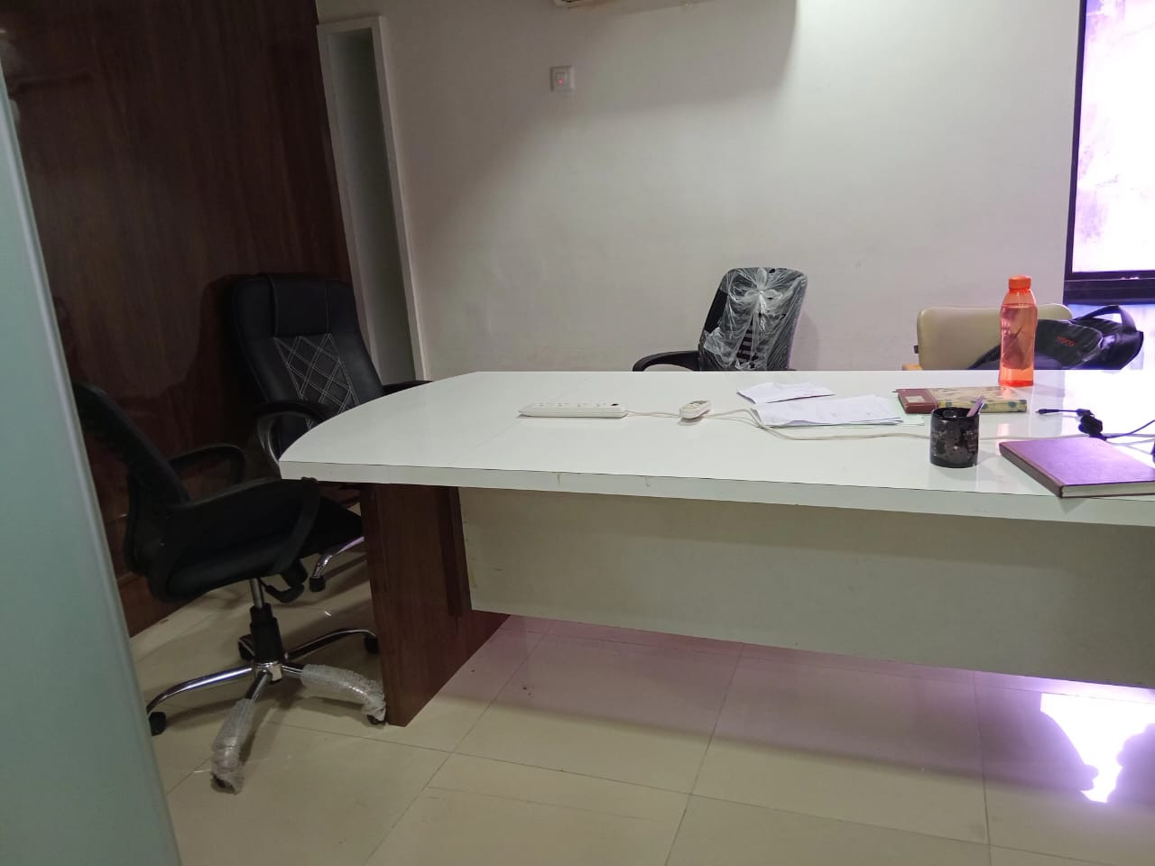 Office in Navrangpura, Ahmedabad — photo 8