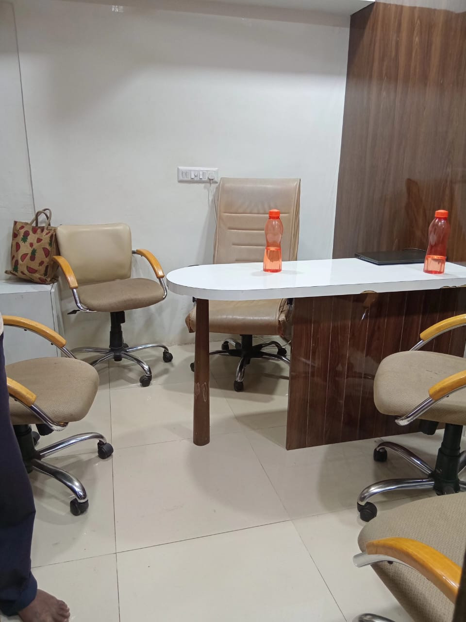 Office in Navrangpura, Ahmedabad — photo 6