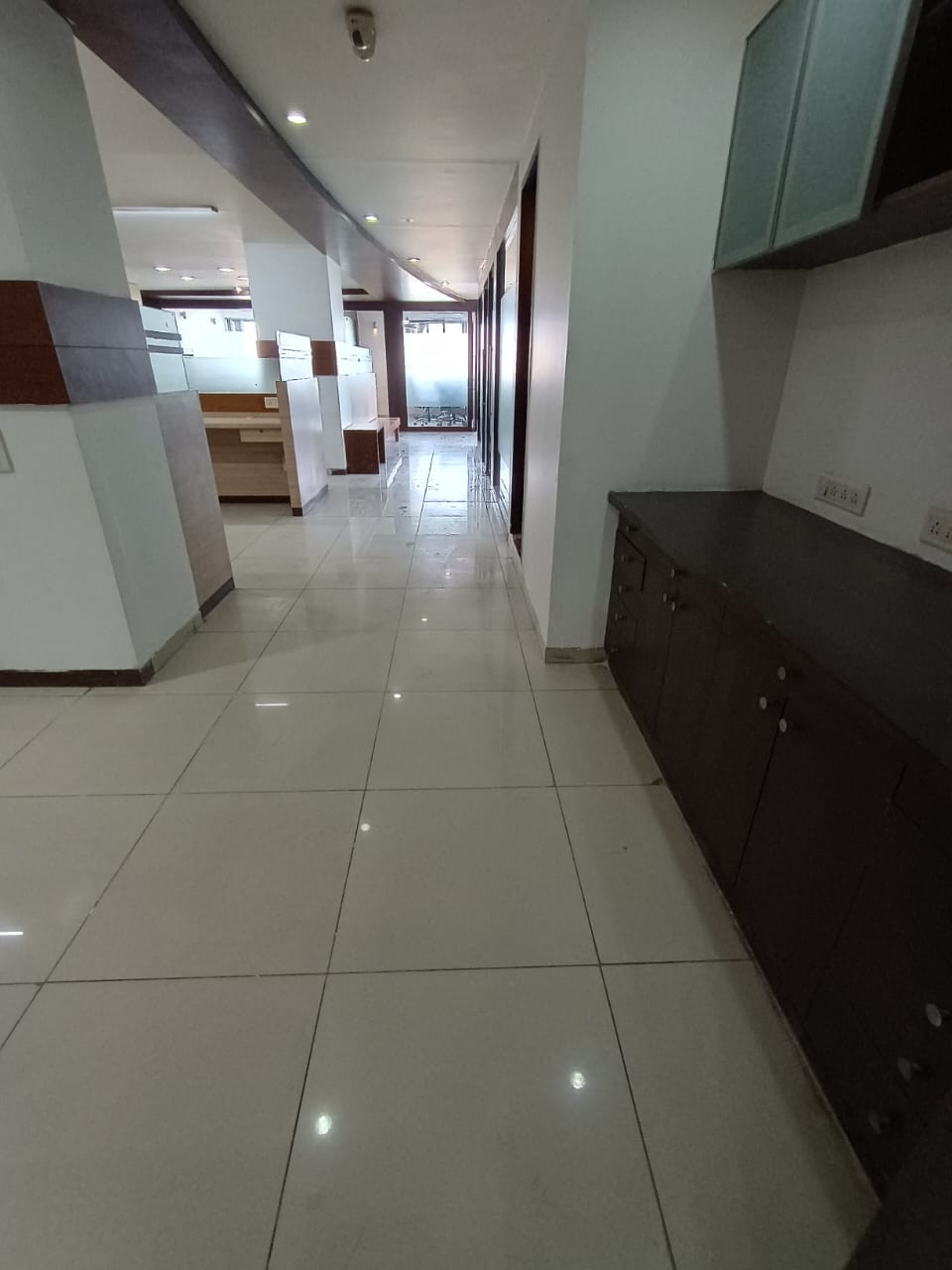 Office in Makarba, Ahmedabad — photo 3