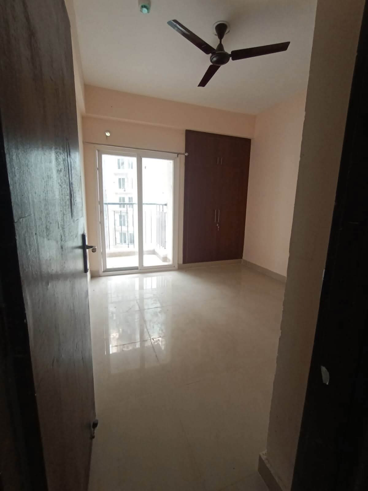 2 BHK Apartment in Greater Noida West Road, Noida — photo 3