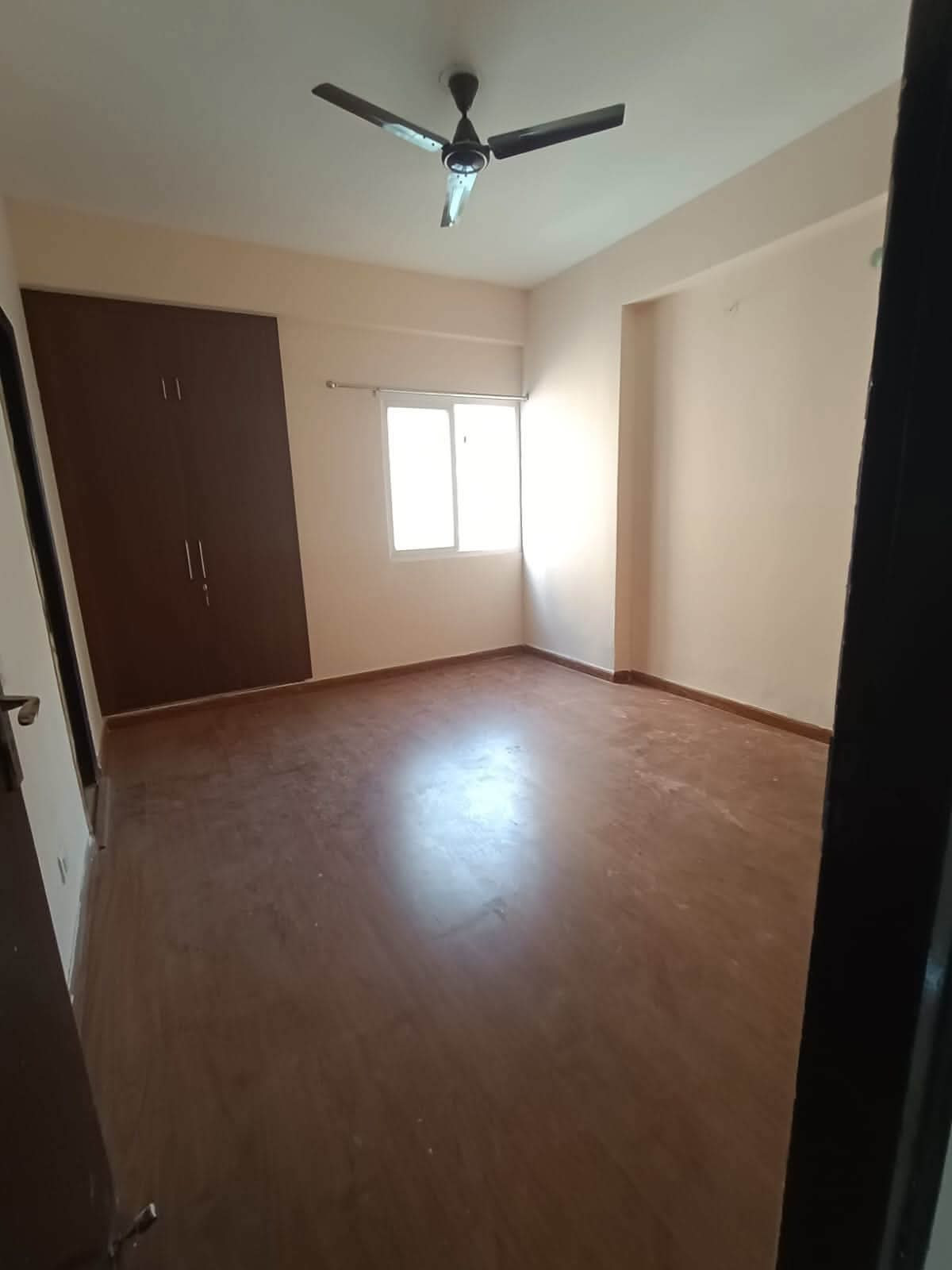 2 BHK Apartment in Greater Noida West Road, Noida — photo 2