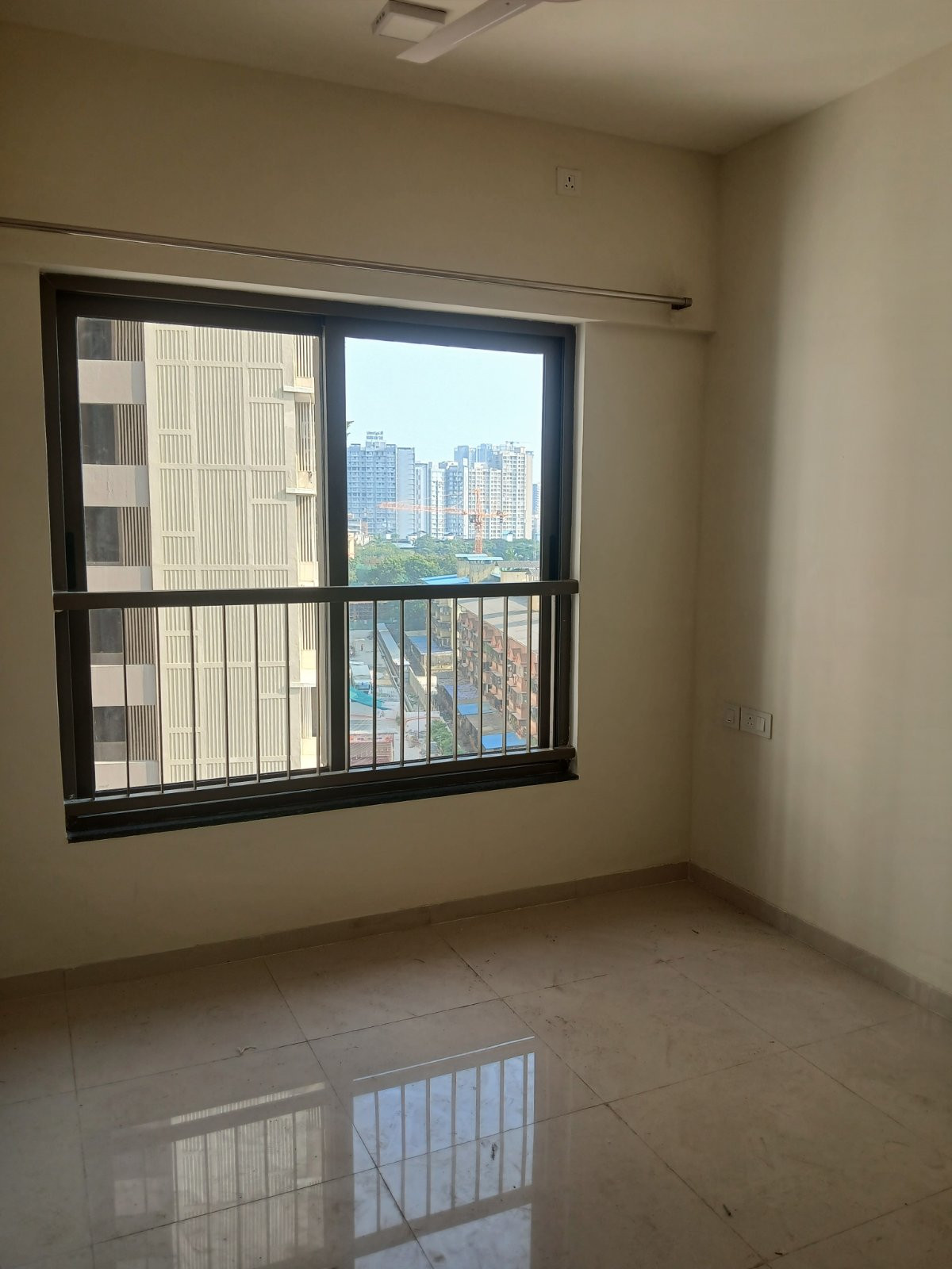 Apartment in Mira Road East, Mumbai — photo 2
