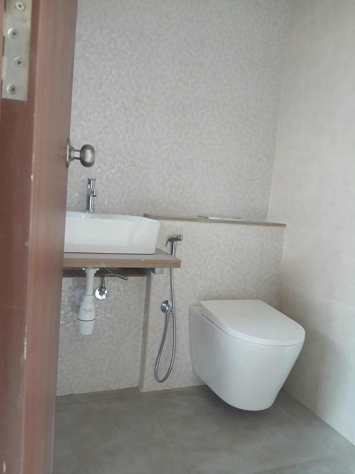 Apartment in Mira Road East, Mumbai — photo 4