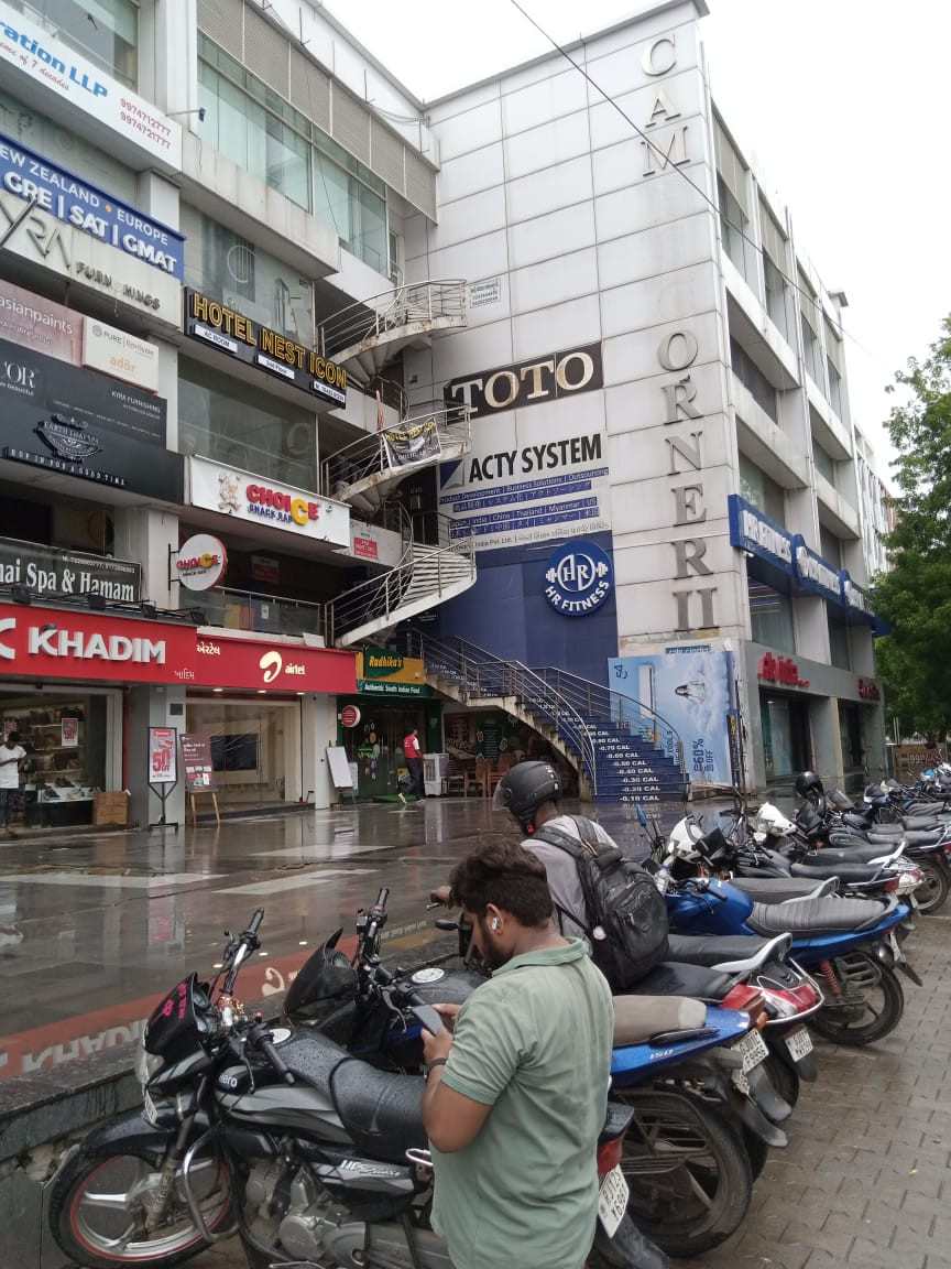Office in Satellite, Ahmedabad — photo 8