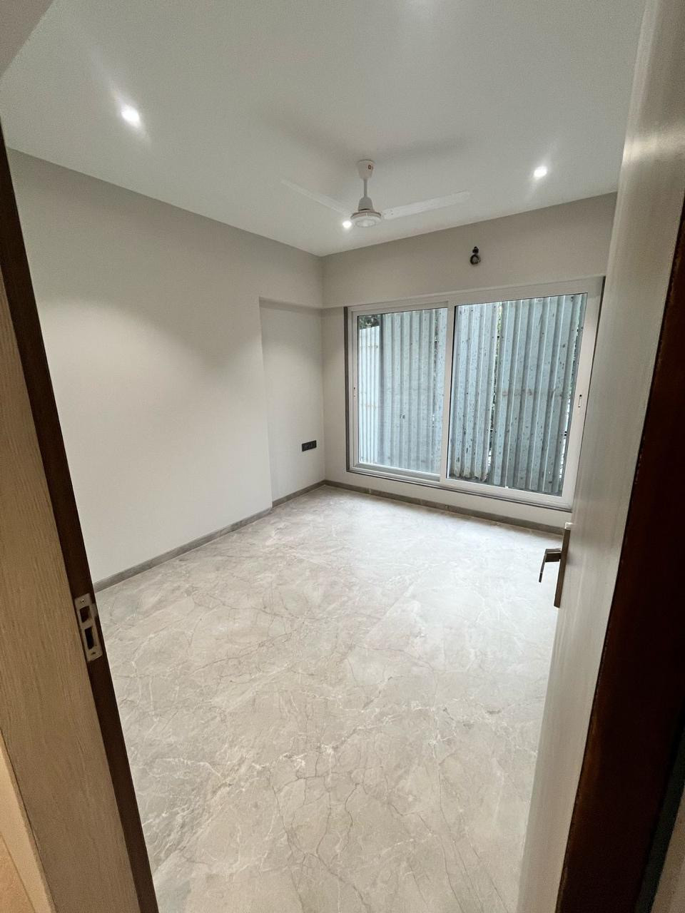 2 BHK Apartment in Chembur, Mumbai — photo 3