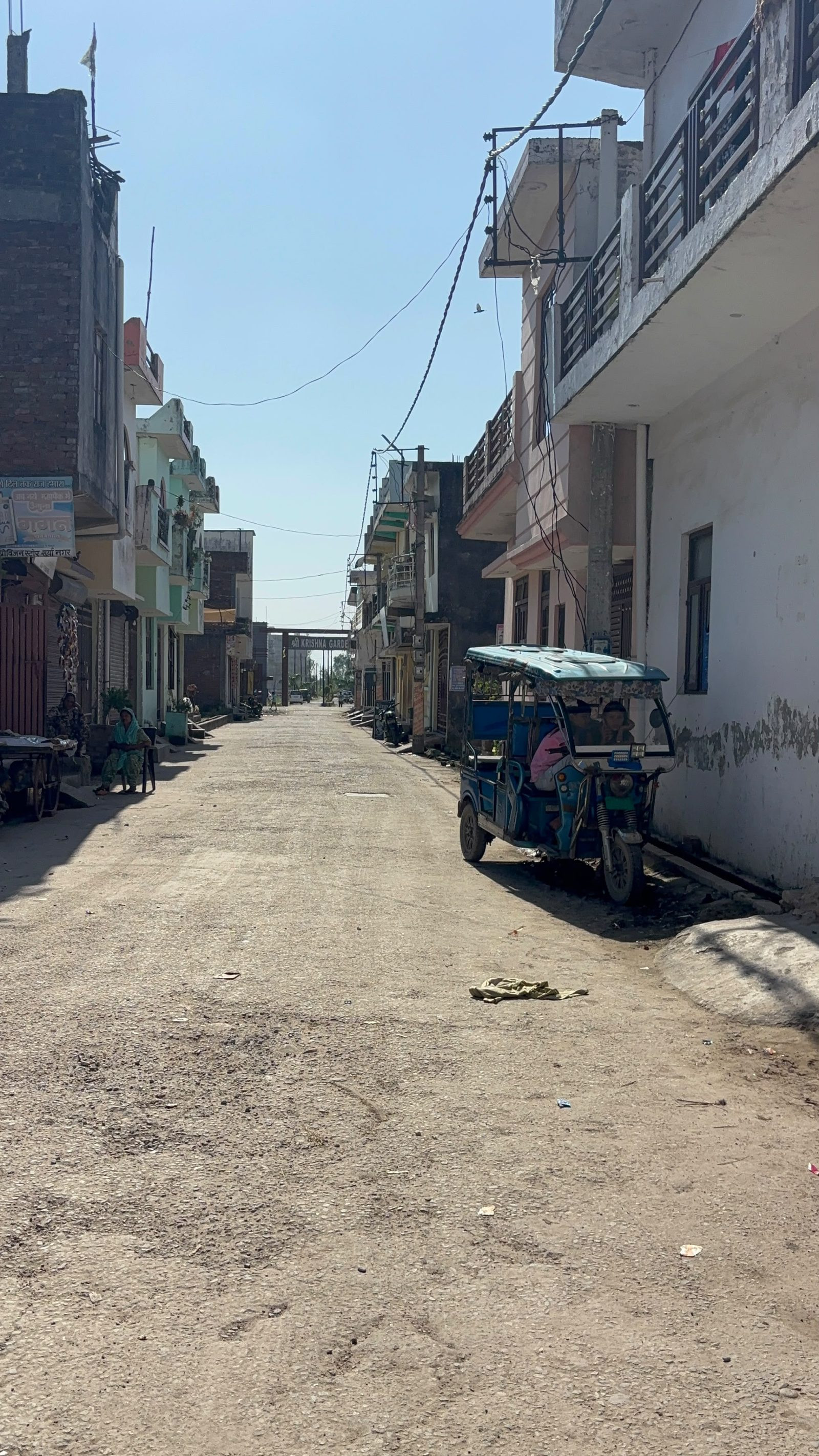 Commercial plot in Bahadarabad — hero photo