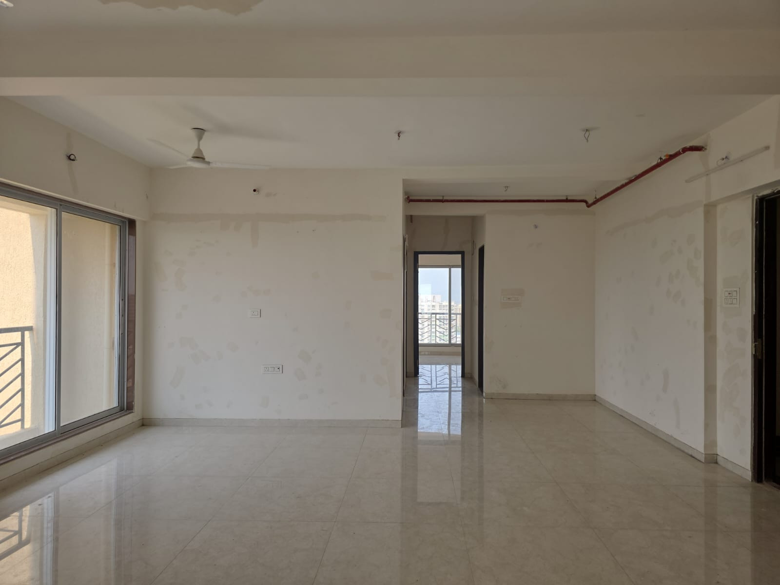 4 BHK Apartment in Virar West, Vasai-Virar — photo 2