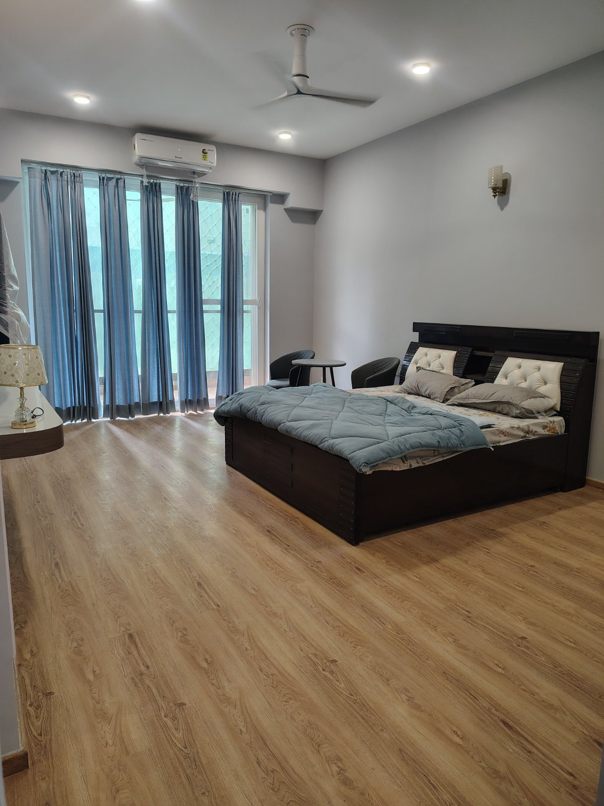 3 BHK Apartment in Sector 4, Greater Noida — photo 6