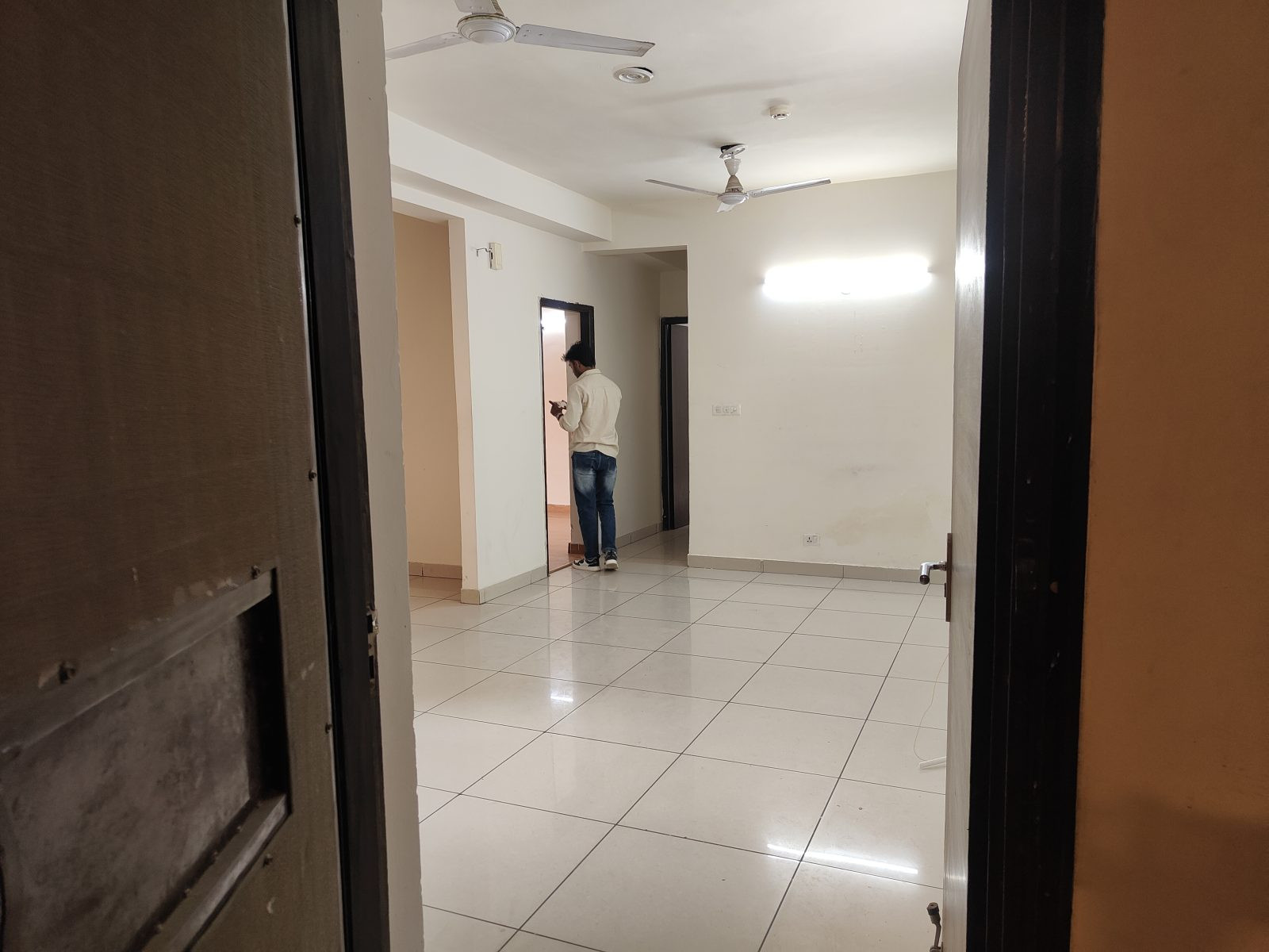 Apartment in Sector 118, Noida — hero photo