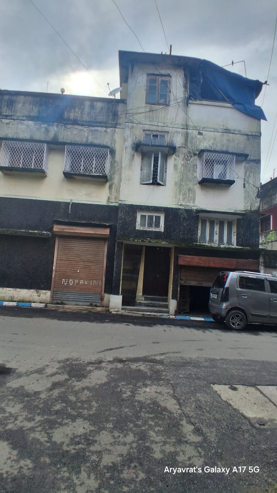 Mixed-use plot in Haris mukherjee road, Kolkata — hero photo