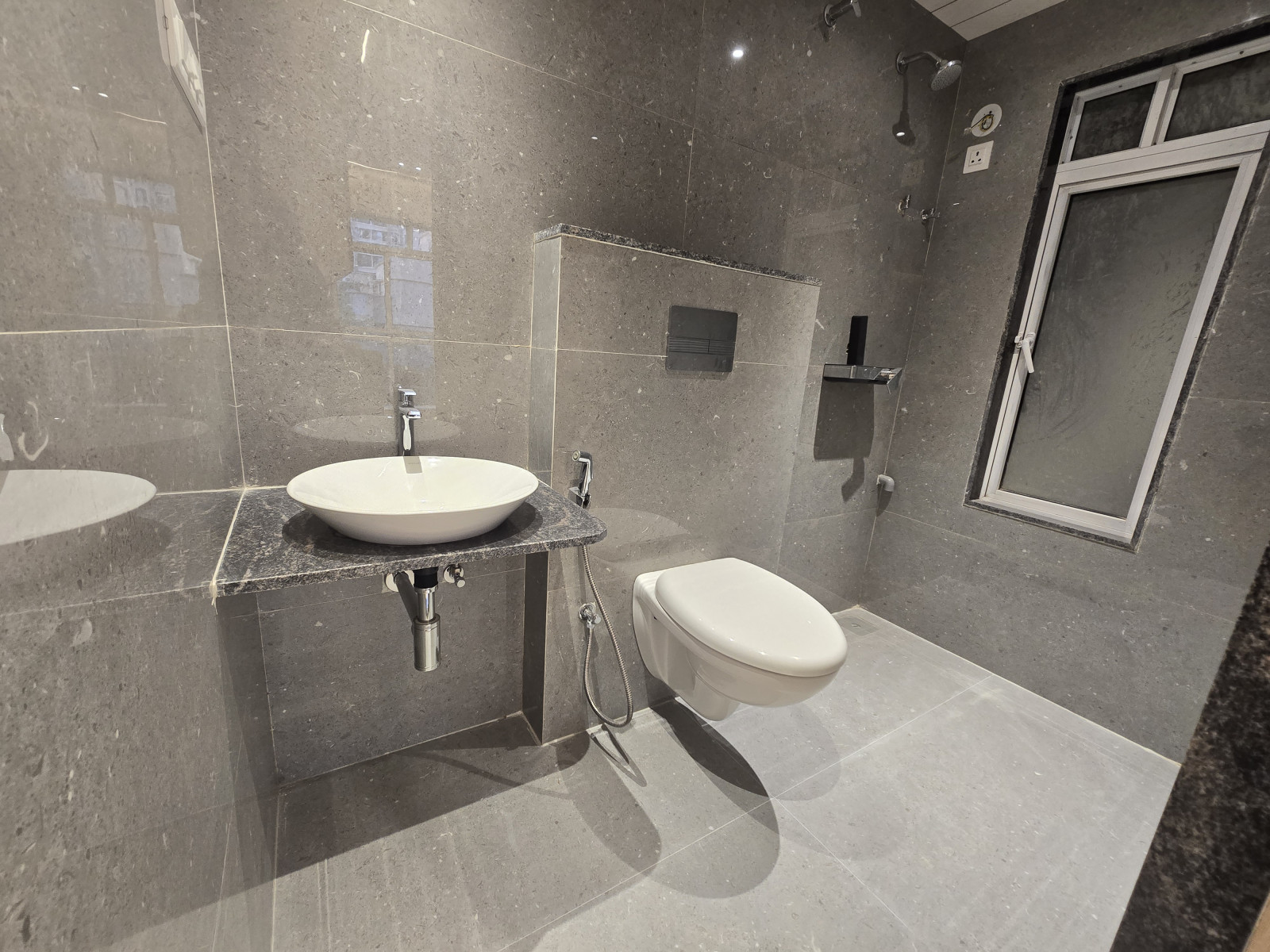 3 BHK Apartment in Virar West, Vasai-Virar — photo 5