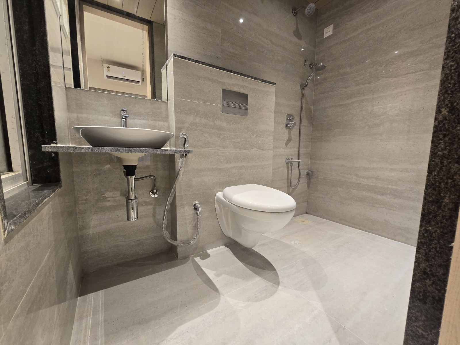 3 BHK Apartment in Virar West, Vasai-Virar — photo 8