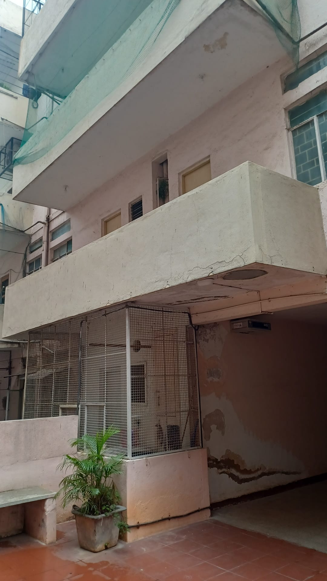 Apartment in Malleshwaram, Bengaluru — photo 8
