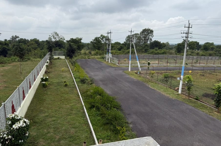Residential plot in Mysuru, Karnataka — photo 4