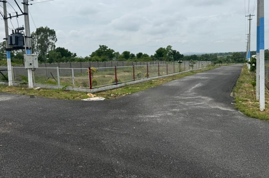 Residential plot in Mysuru, Karnataka — photo 2