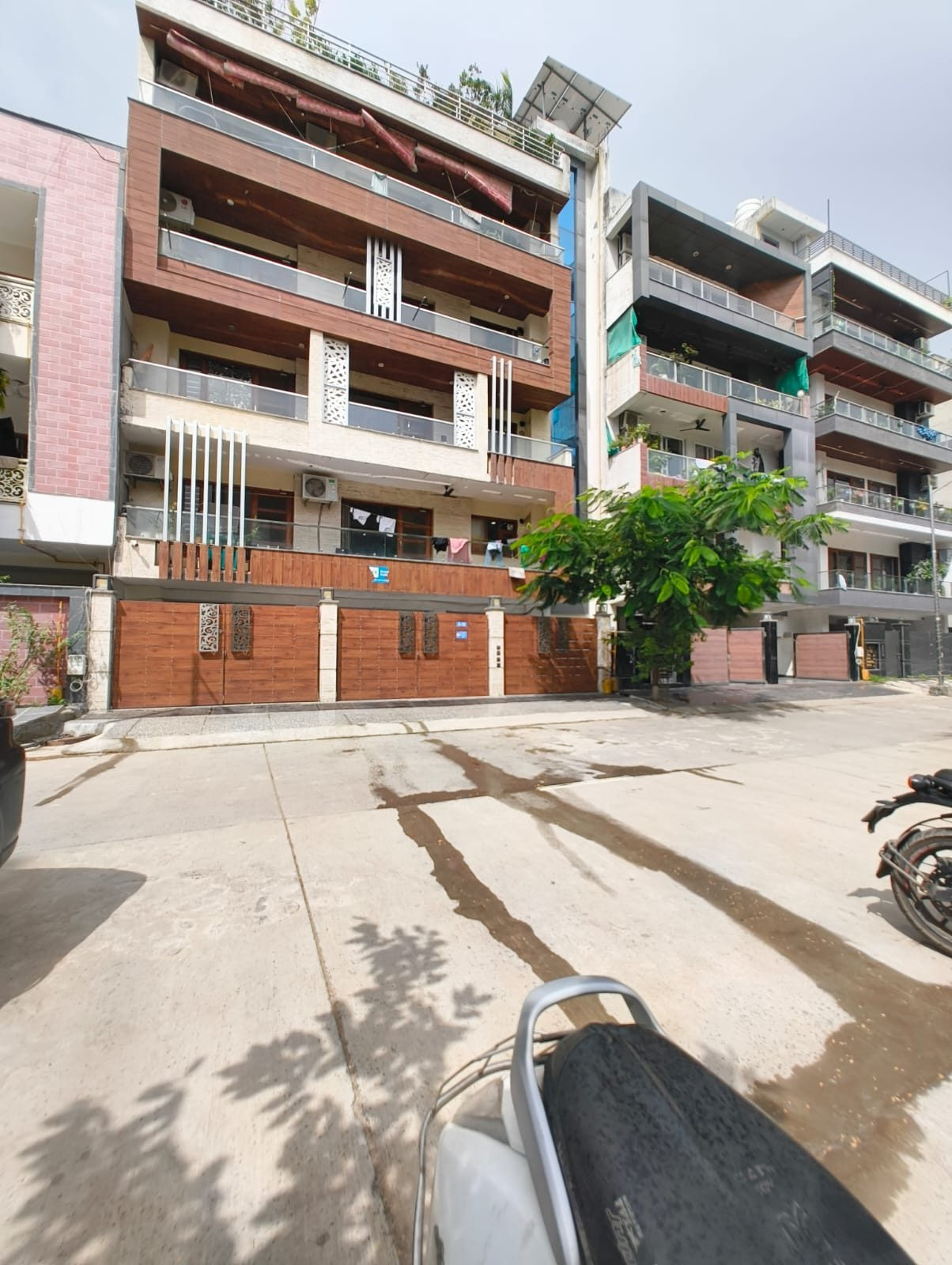 Builder Floor in Neharpar Faridabad, Faridabad — hero photo
