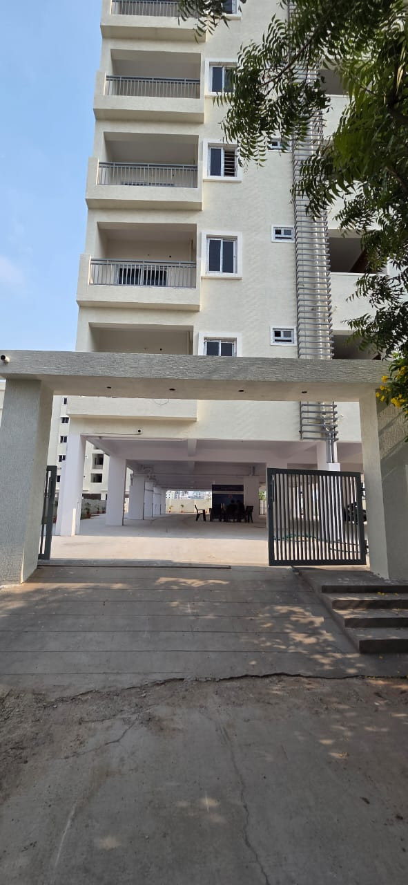 3 BHK Apartment in Hyderabad — photo 8