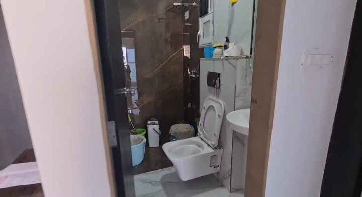 3 BHK Apartment in Andheri West, Mumbai — photo 12