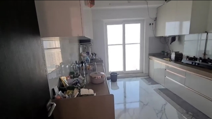 3 BHK Apartment in Andheri West, Mumbai — photo 18