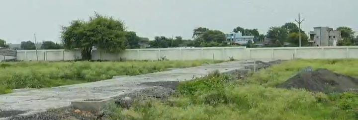 Mixed-use plot in Manglaya Sadak, Indore — photo 3
