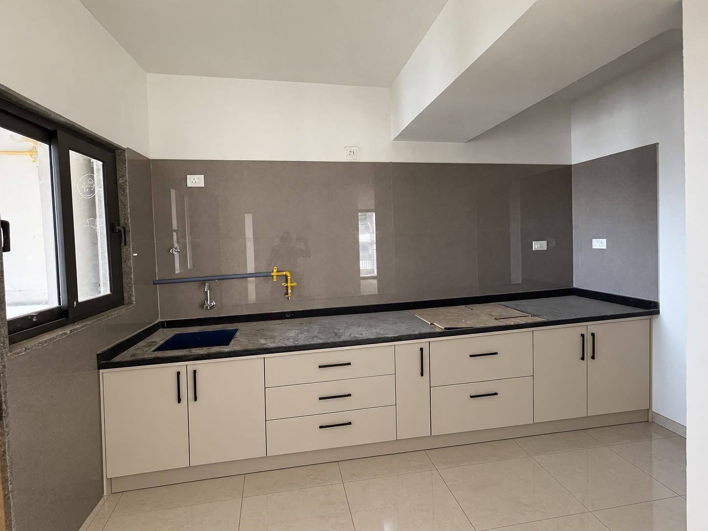 3 BHK Apartment for rent in Ahmedabad