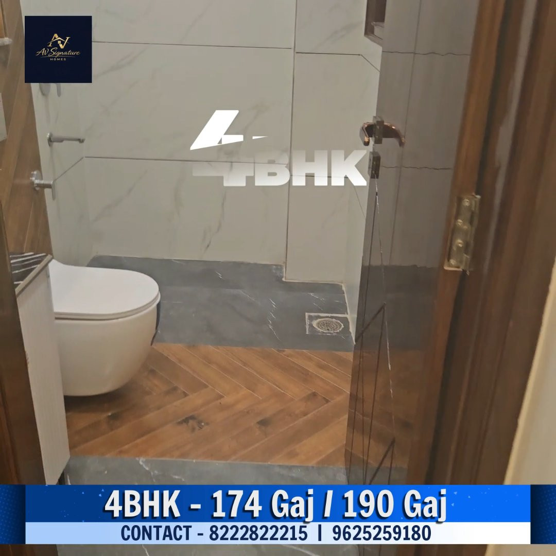 4 BHK Builder Floor in Rohini, Delhi — photo 4