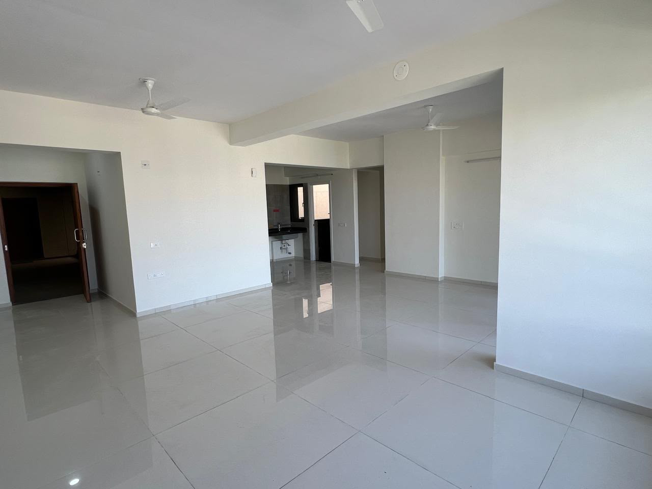 3 BHK Apartment in Shela, Ahmedabad — photo 9